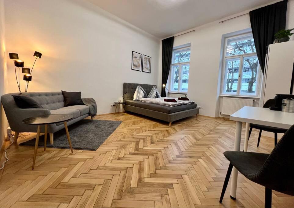 Little Cozy Residence - Enjoy Viennas Summer Season 외부 사진